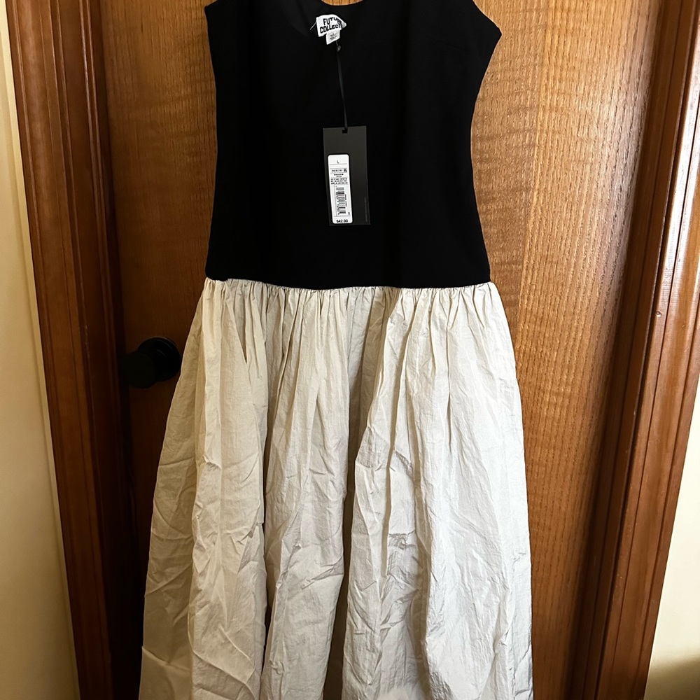 Black and Cream Sleeveless Dress